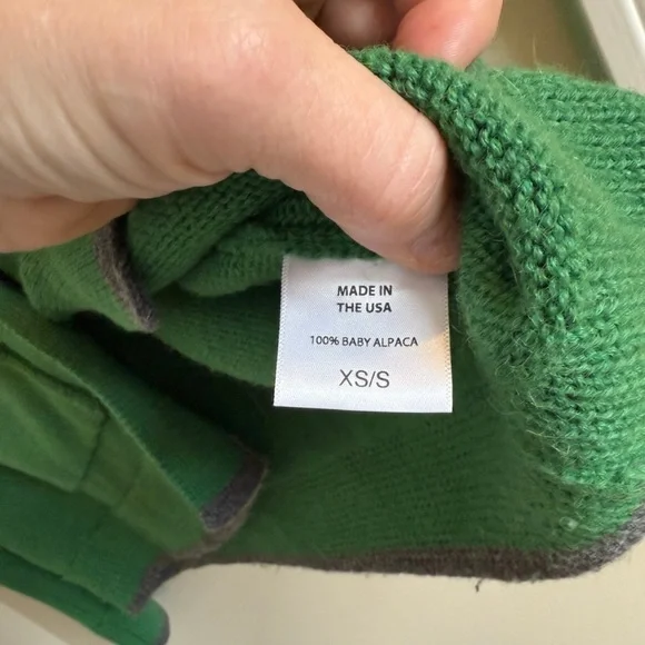 Clare V Granny Smith apple Oscar cardigan size XS/S EUC soft and warm - Picture 8 of 9